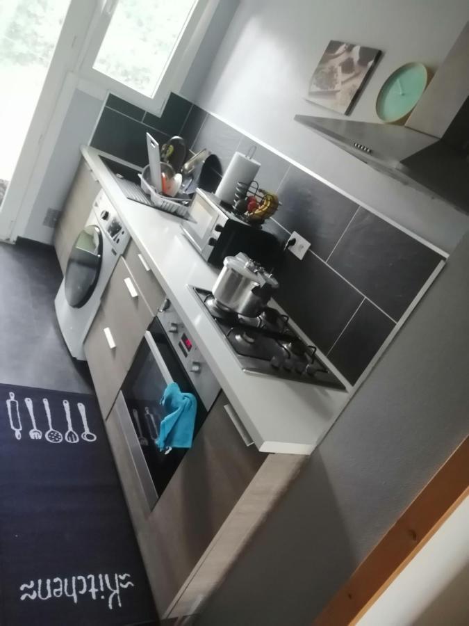 Chambre Dans Appartement A Niort Eksteriør bilde