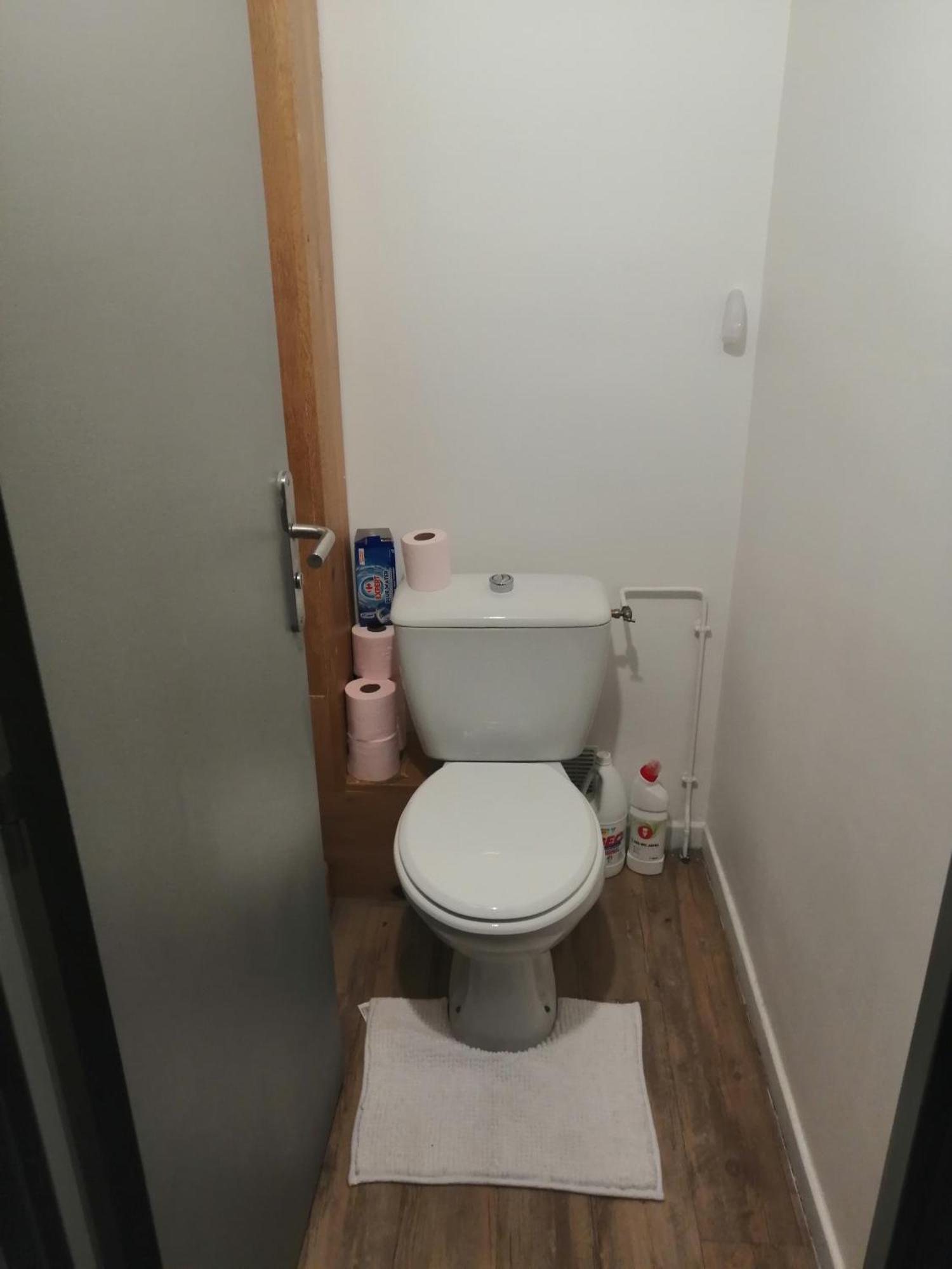 Chambre Dans Appartement A Niort Eksteriør bilde