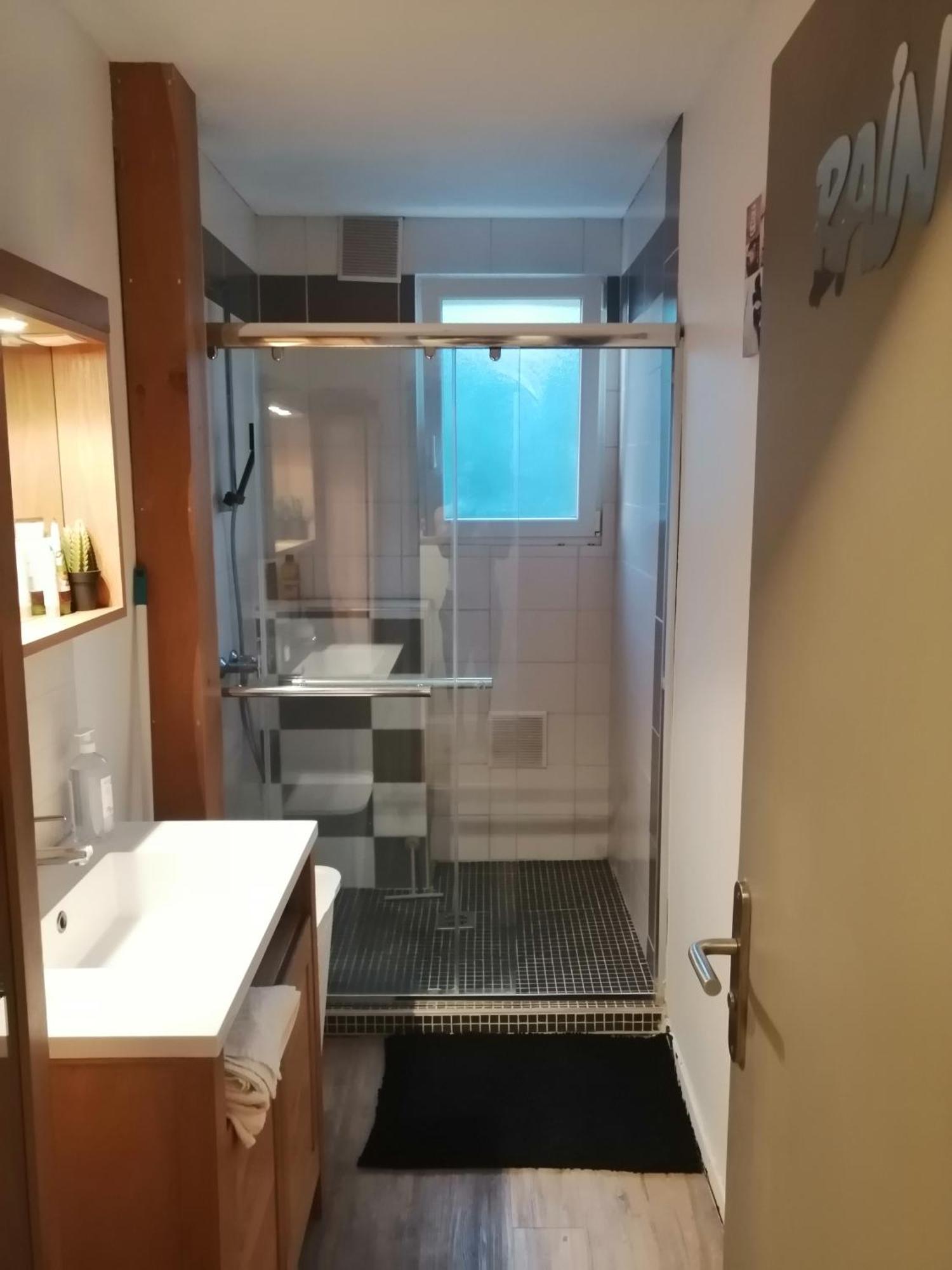 Chambre Dans Appartement A Niort Eksteriør bilde